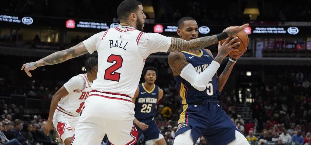 开云体育官网-包含公牛客场夺胜，後卫维间吠表现抢尽风头一局结束领先的词条