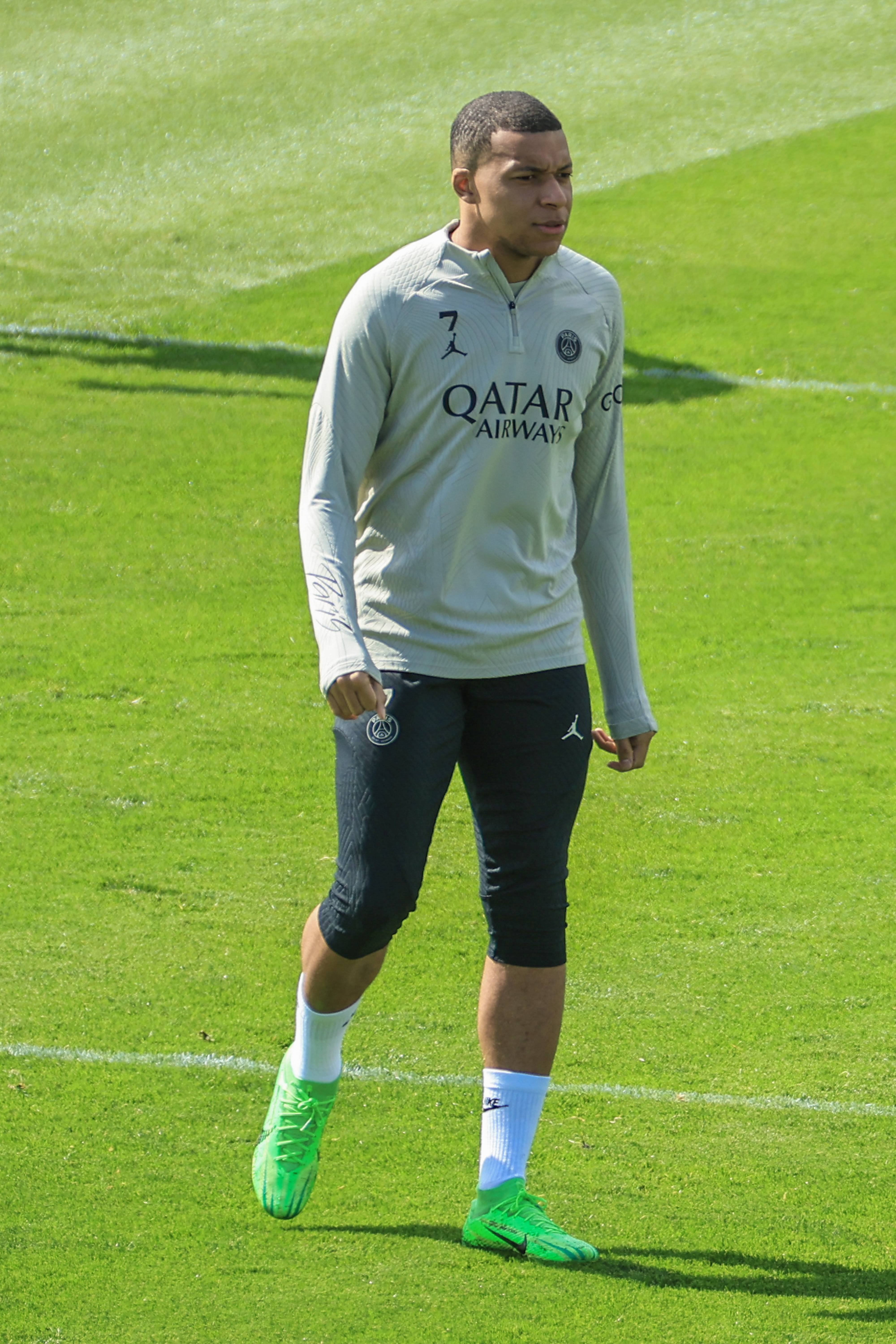 开云体育app-关于巴黎球队备战欧冠，马德里球队难言放松的信息