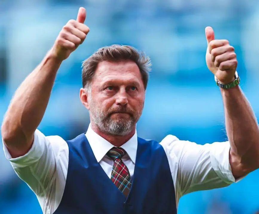 沃尔夫斯堡门将高歌猛进，逐渐确立主力位置的简单介绍