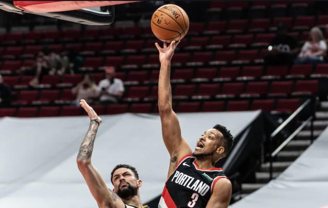 突袭骑士的奇兵：开拓者实现逆袭的简单介绍