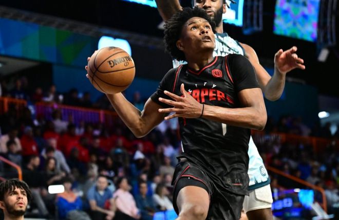 高中生天赋横溢，各大学纷纷争夺优秀新秀