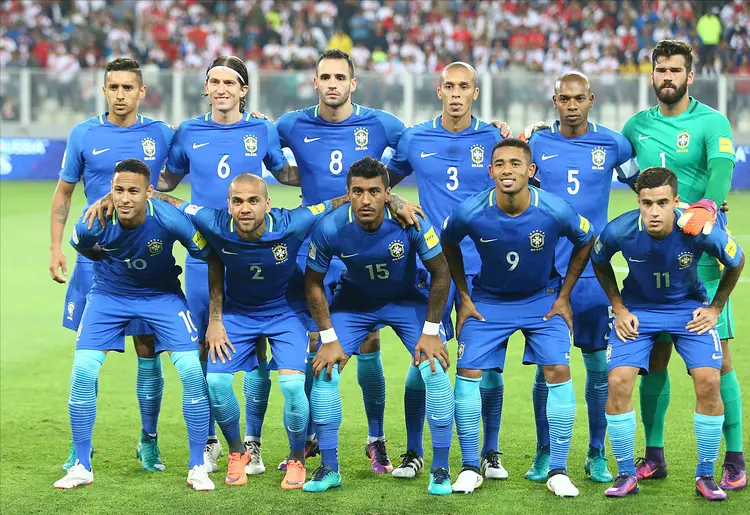 开云官网-丹麦队遭遇芬兰绝杀，小组晋级形势堪忧