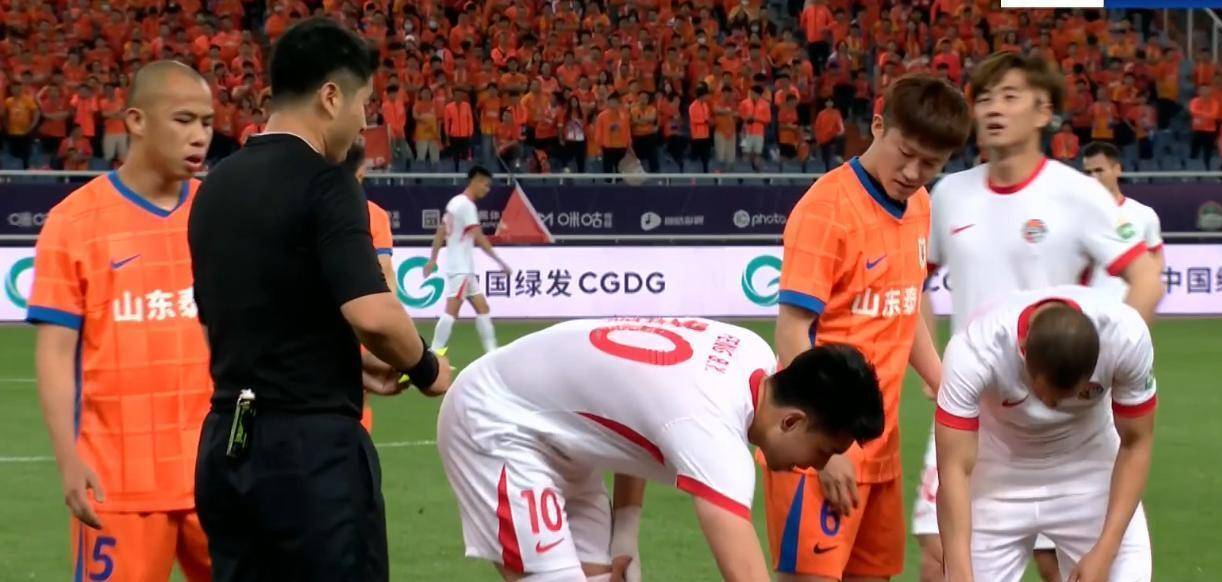 国安客场战平富力，保持不败纪录