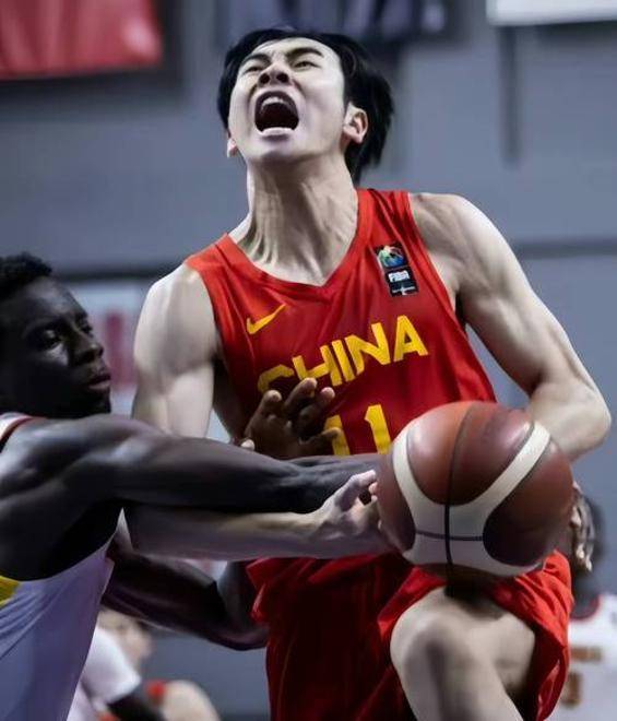 关于球队签下本土新秀，注入新鲜血液备战赛季的信息