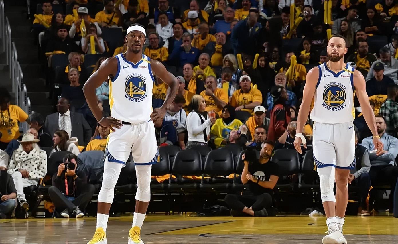 老鹰队实力出众，成功晋级季后赛赛场的简单介绍