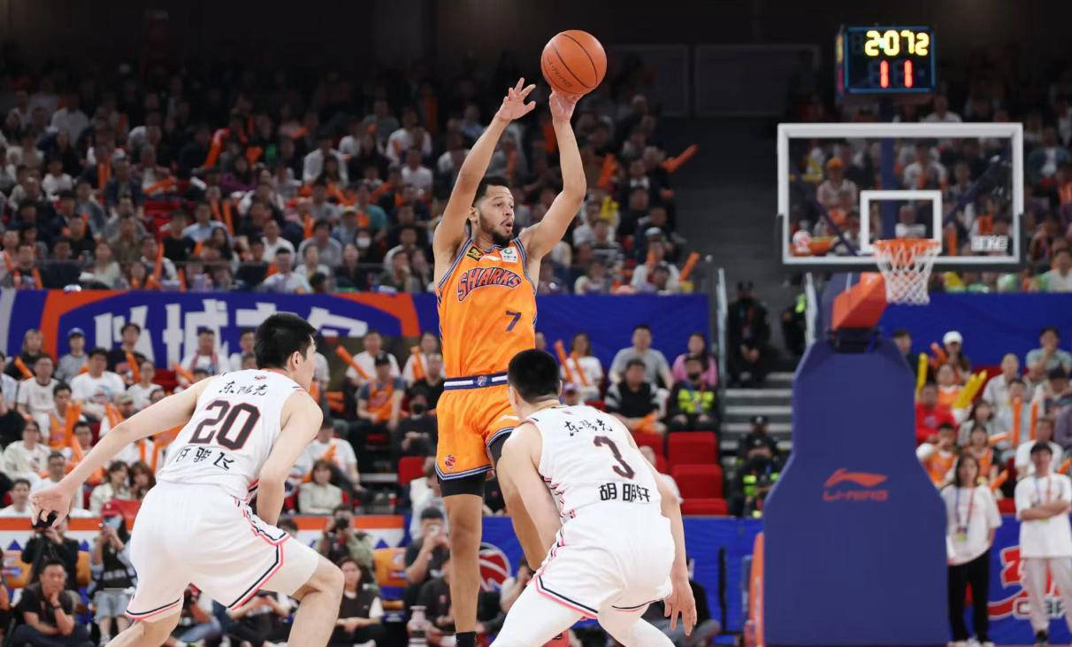 开云体育登录-关于上海男篮掀翻四川队，晋级季后赛在望的信息