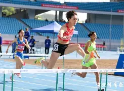 包含毛里求斯田径选手刷新记录拿金的词条