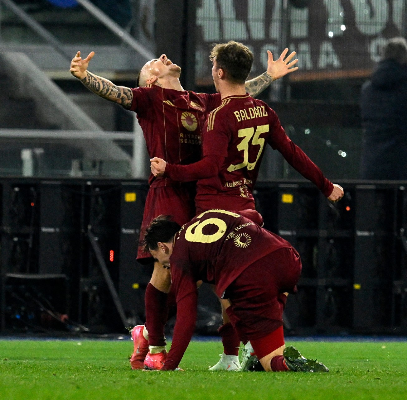 罗马主场不敌克罗托内，遭遇连败