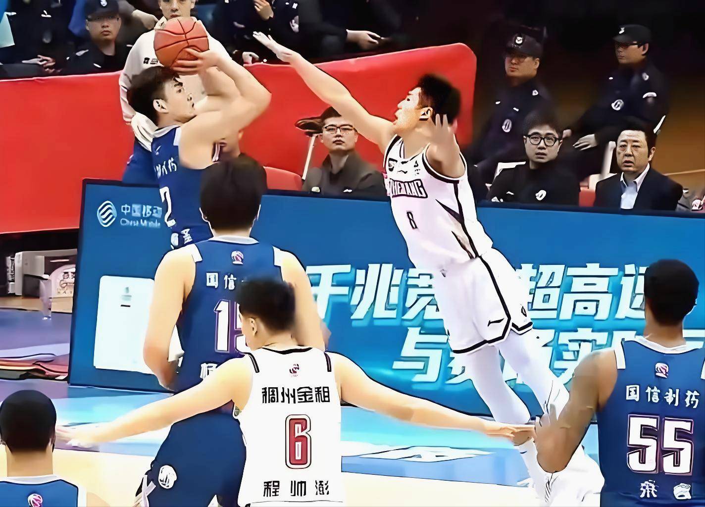 开云体育-精彩CBA比赛看点，谁能笑到最后？