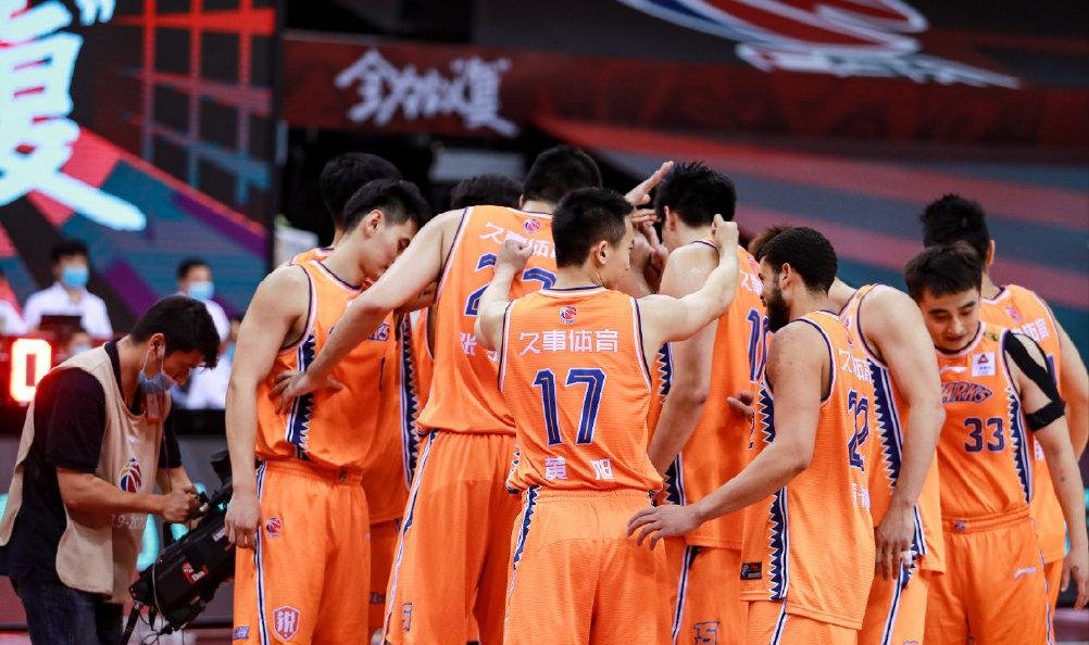 开云体育官方网站-吉林男篮击败江苏，成功晋级四强