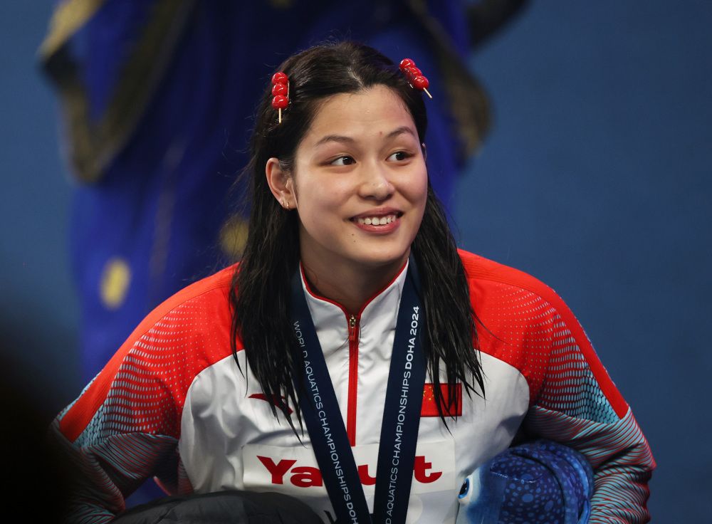 韩国游泳选手创造新纪录，夺得奥运金牌