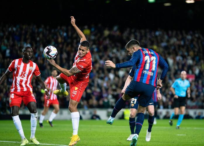 瓦伦西亚主场不敌塞维利亚，西甲前六位置动摇的简单介绍