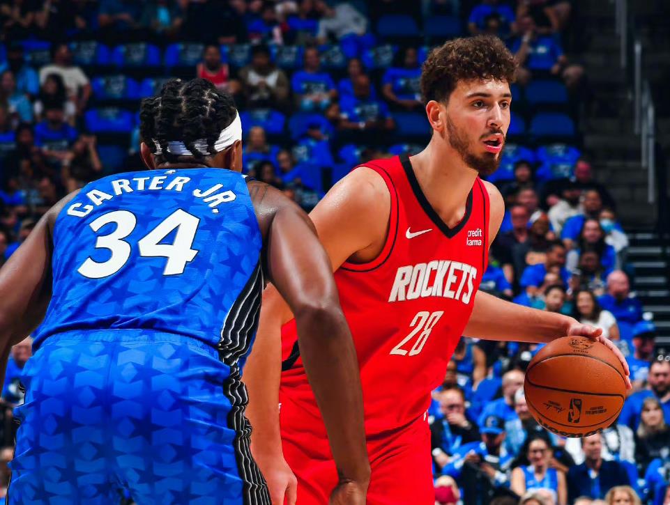 灭火队全队状态爆发，轻取活塞四连胜