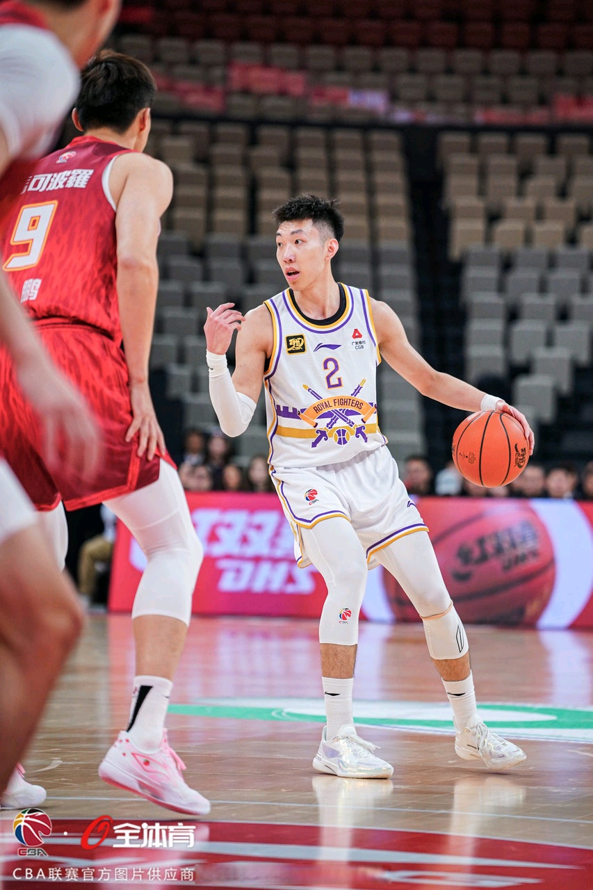 开云体育APP下载-球队主力球员受伤，对比赛形势产生影响