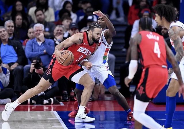 恒大主场迎战武汉卓尔，力保主场不败战绩