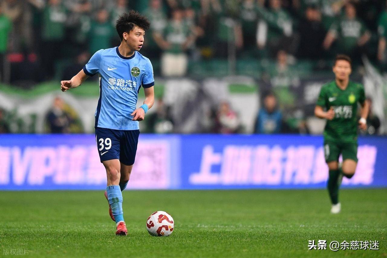 浙江绿城客场遭遇惨败，深陷保级危机