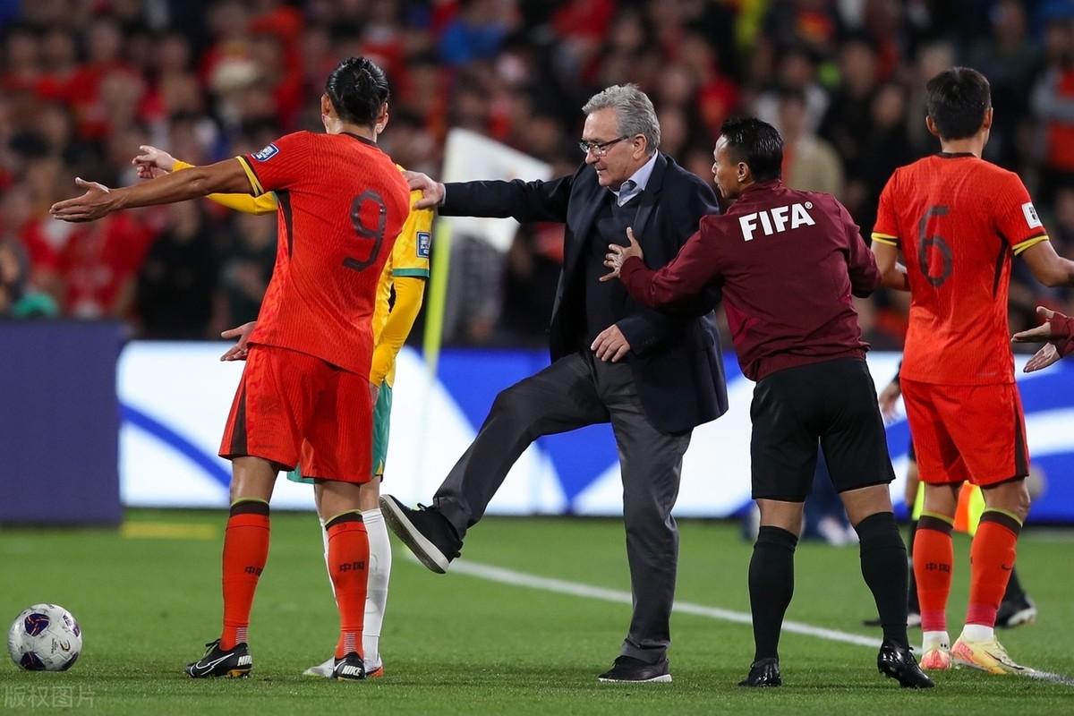 开云体育-一场令人热血沸腾的足球比赛，巴西队夺冠喜人