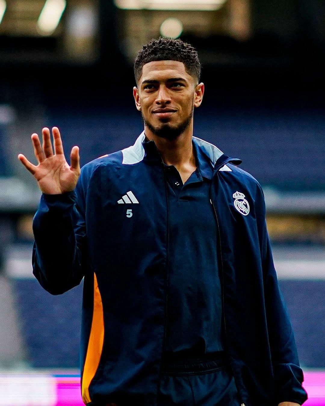 巴列卡诺面对巴伦西亚的挑战，力争胜利