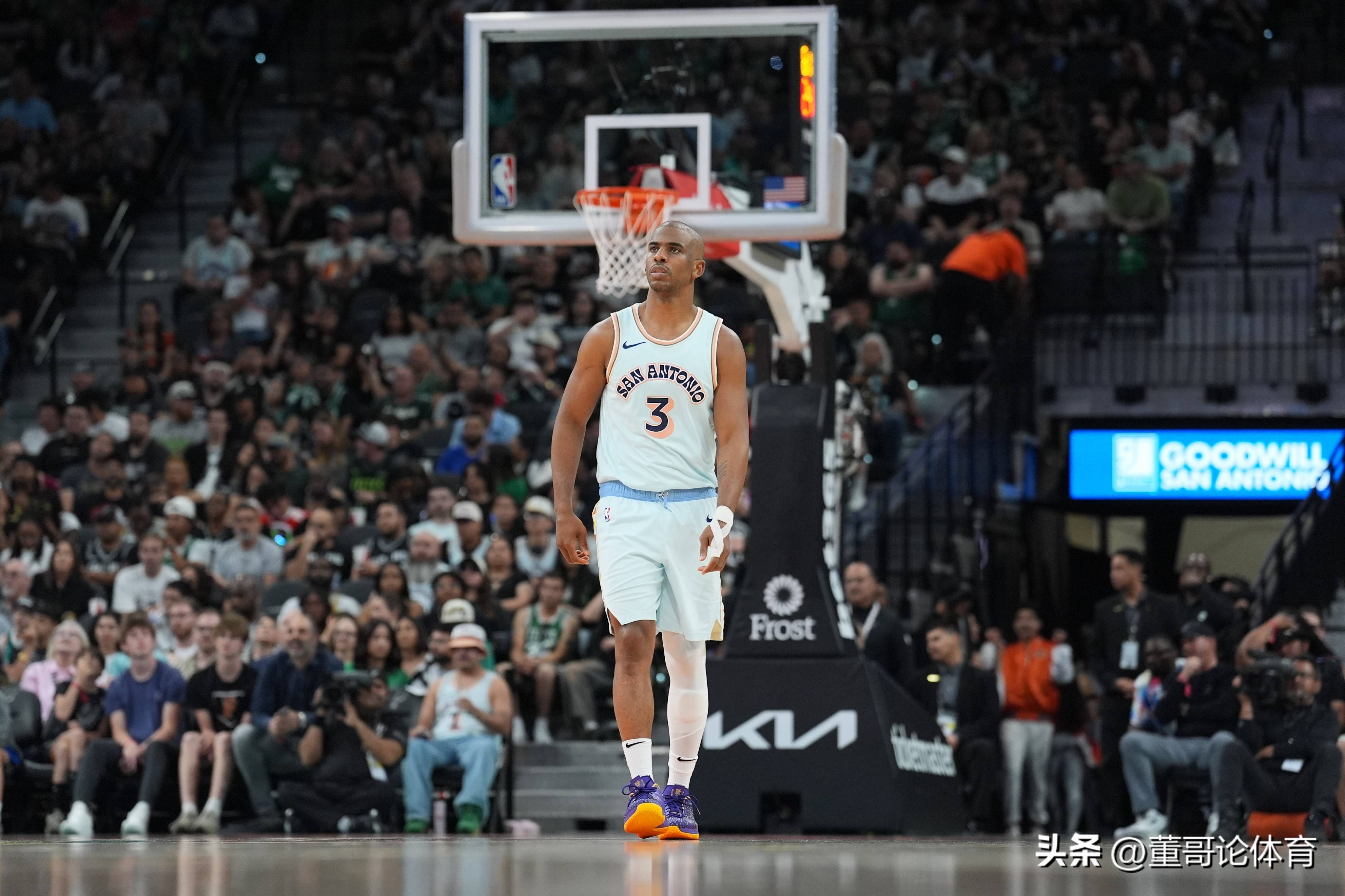 开云体育-快船经过加时告捷，费戈田射手绝命三分