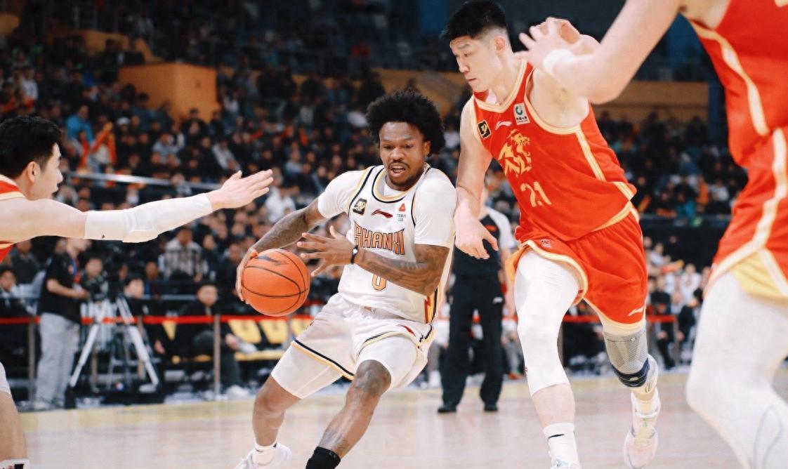 开云APP-太阳后卫连续受伤，成为球队赢球难题