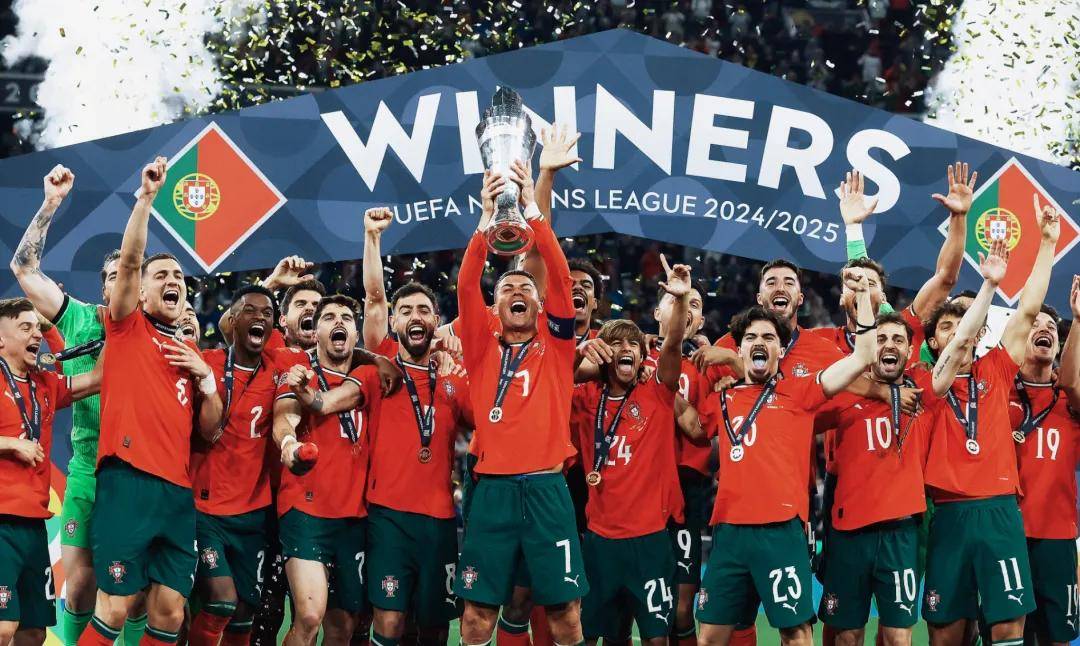 开云体育在线-葡萄牙火力全开，备战淘汰赛抢位之战