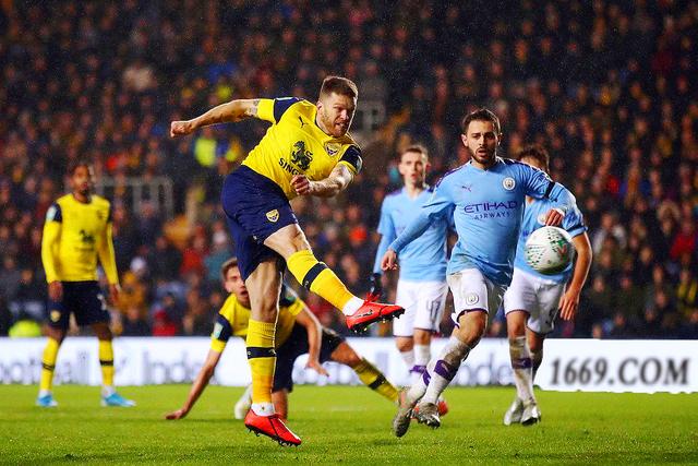 关于新赛季开局成功，球队士气高涨的信息