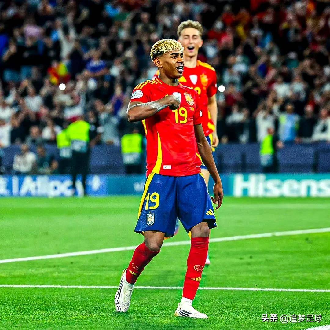 波兰大胜西班牙，成功晋级欧国联四强