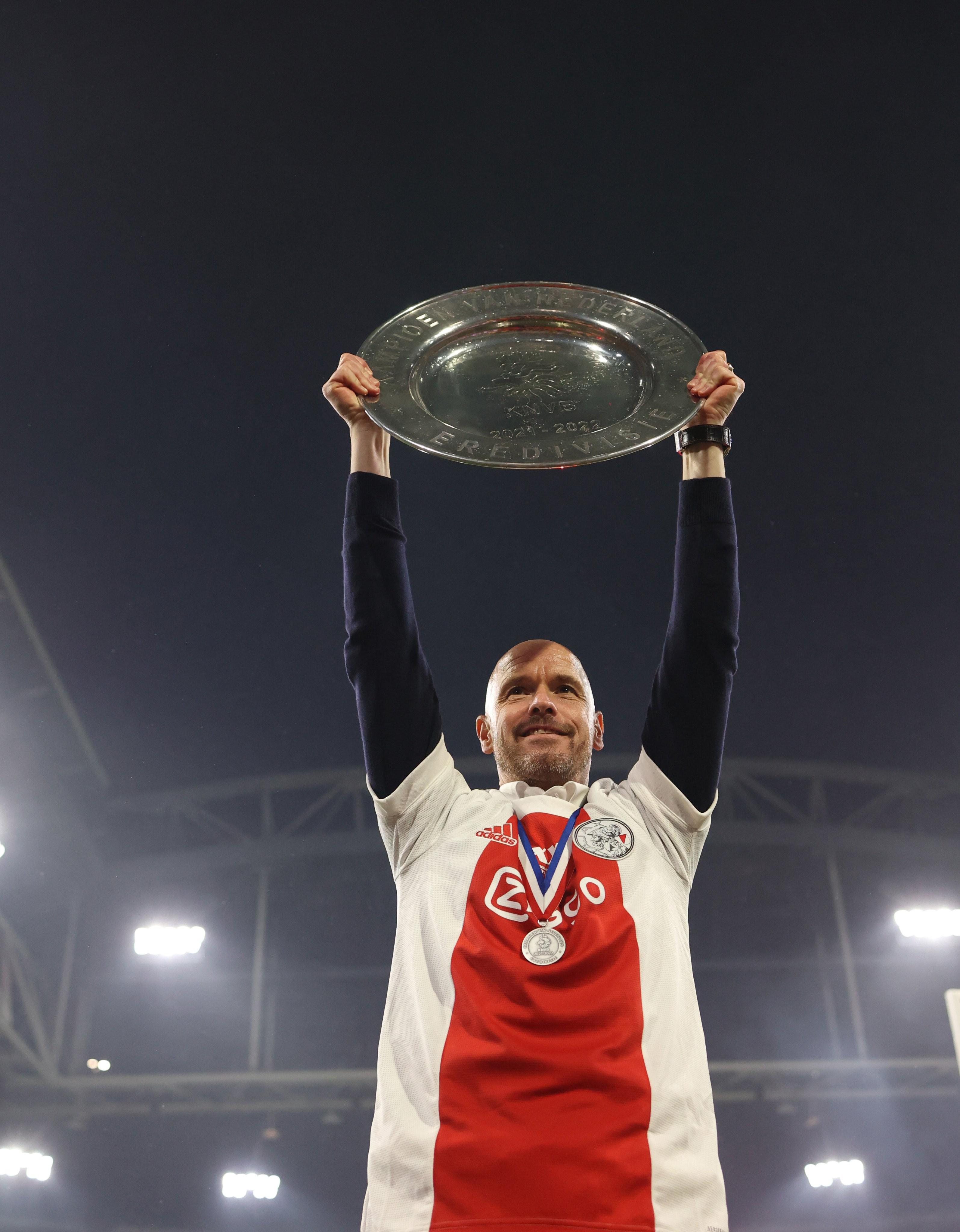 阿贾克斯主帅确认比赛后将对球员进行调整