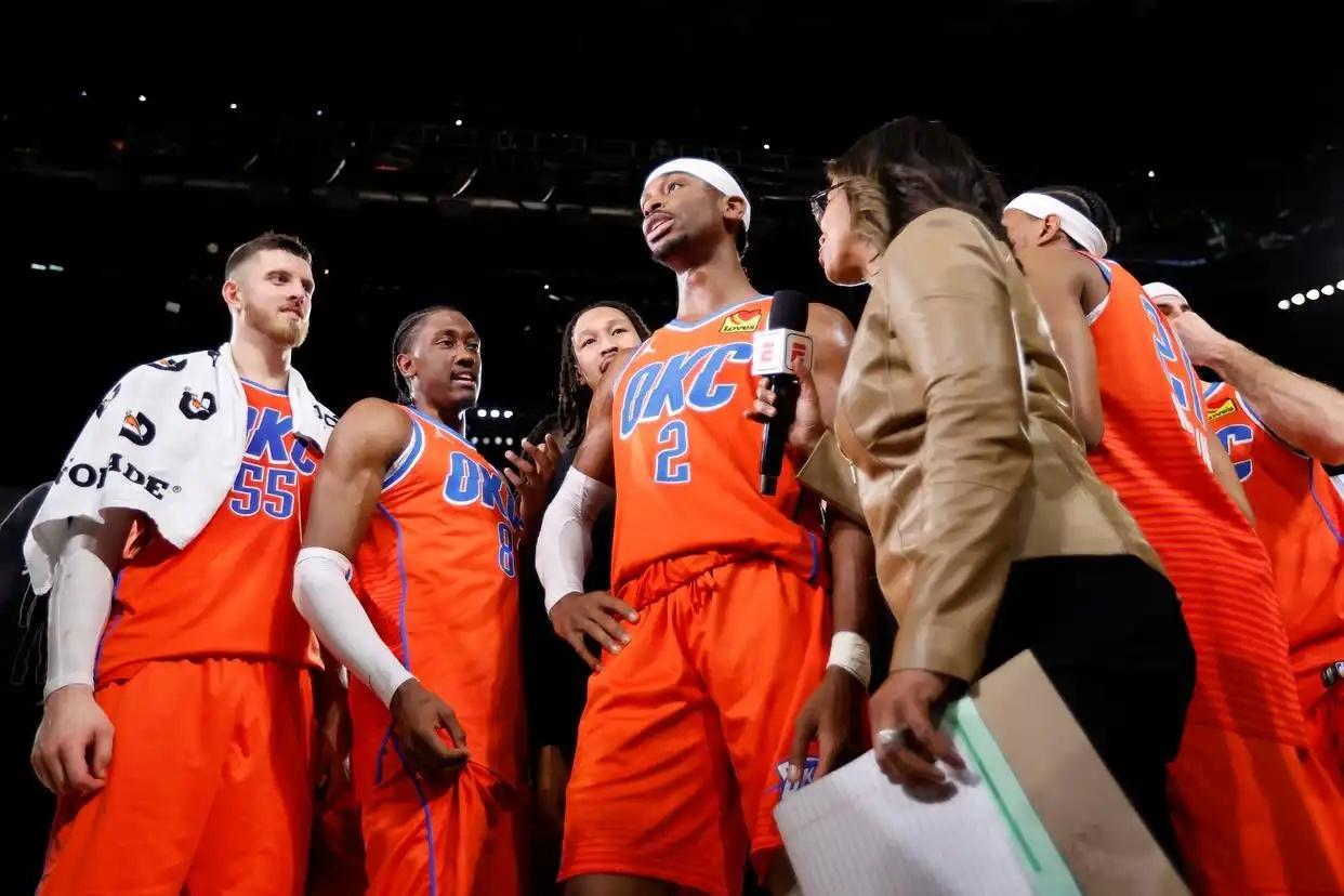 雄鹿全队状态佳，勇夺西部联盟榜首