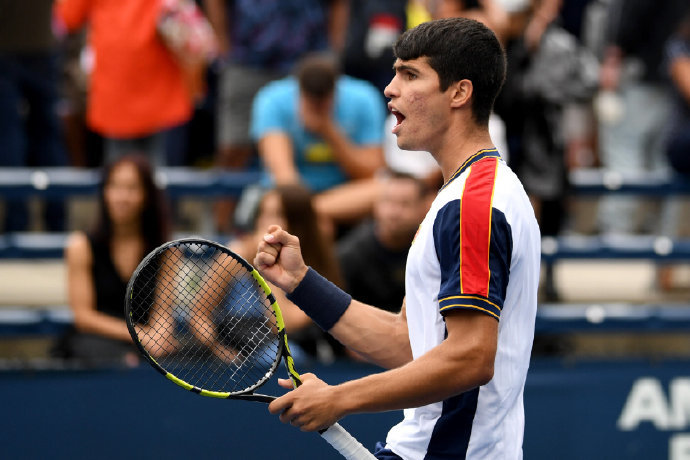 开云体育中国-T1碾压GEN，CoreJJ开启传奇时刻宿敌对决八强赛，强势挺进下一轮