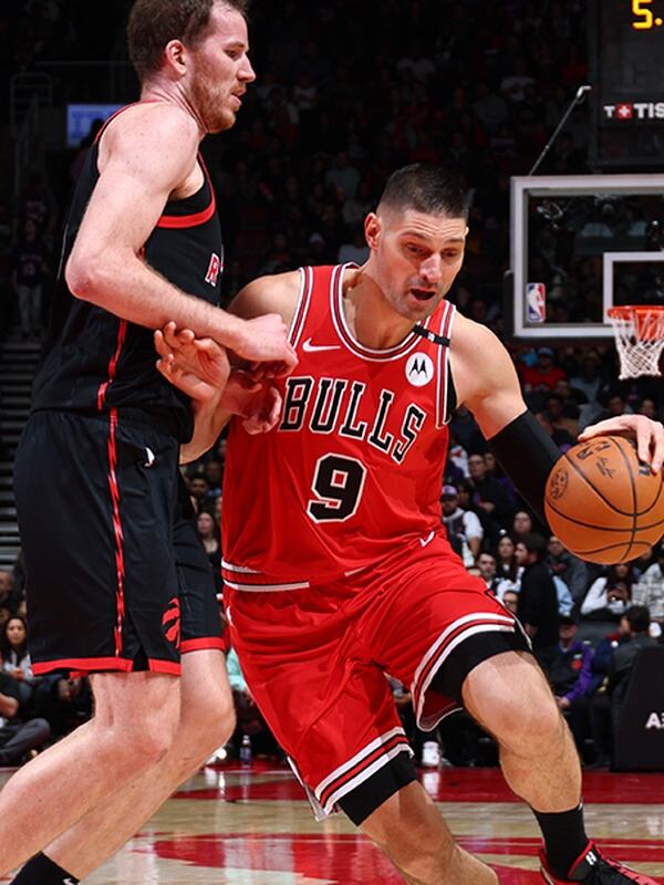 76人再胜猛龙，系列赛3-2领先