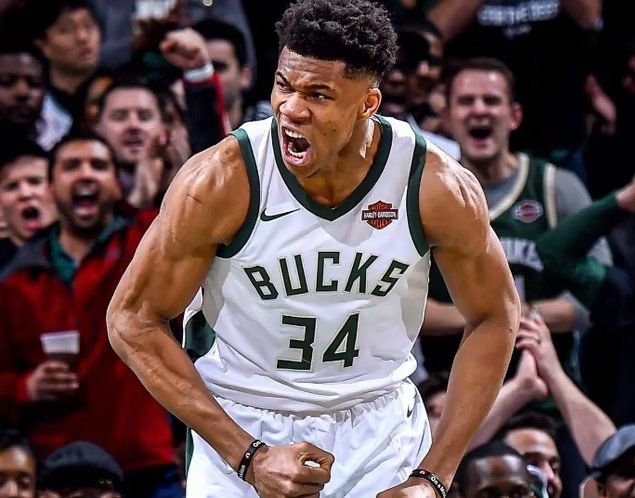 雄鹿队西部连败，字母哥再现顶级表现的简单介绍