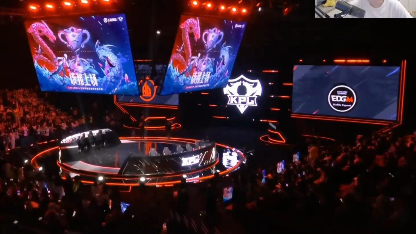 开云体育app-包含DFM横扫GEN，Lehends线上压制力十足宿命之战成都决赛之夜，留下经典瞬间的词条