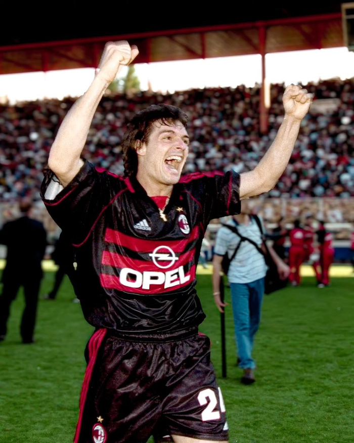 开云APP-AC米兰客场大胜，稳定冠军形势