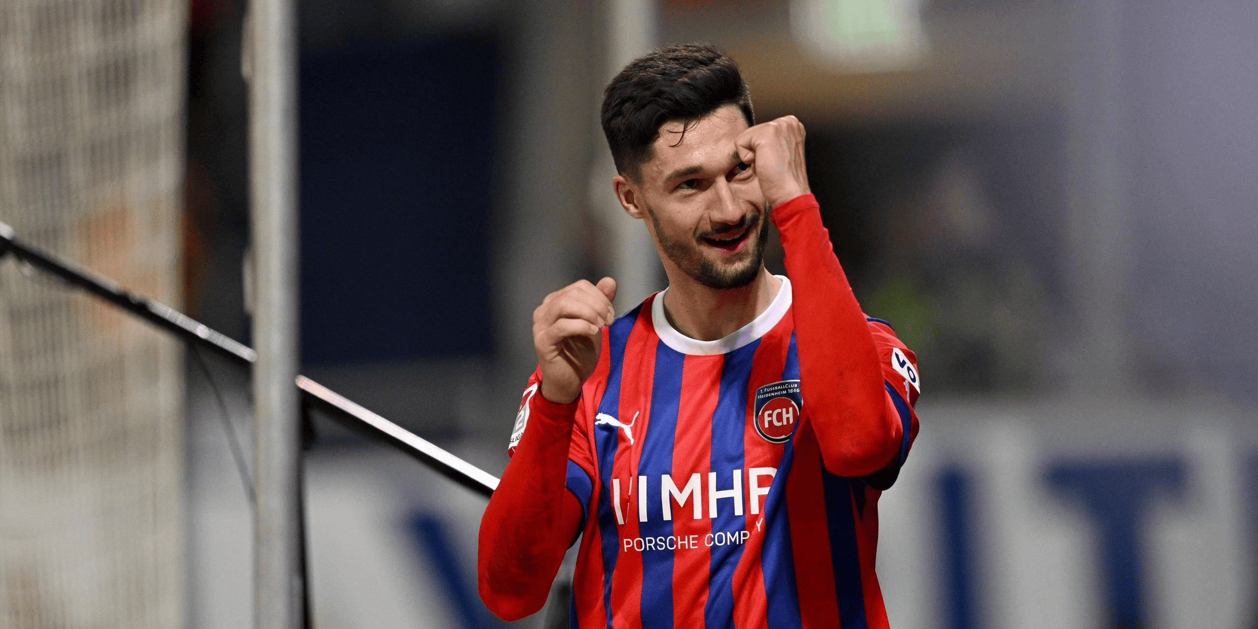 云达不来梅成功联赛登顶，积分遥遥领先