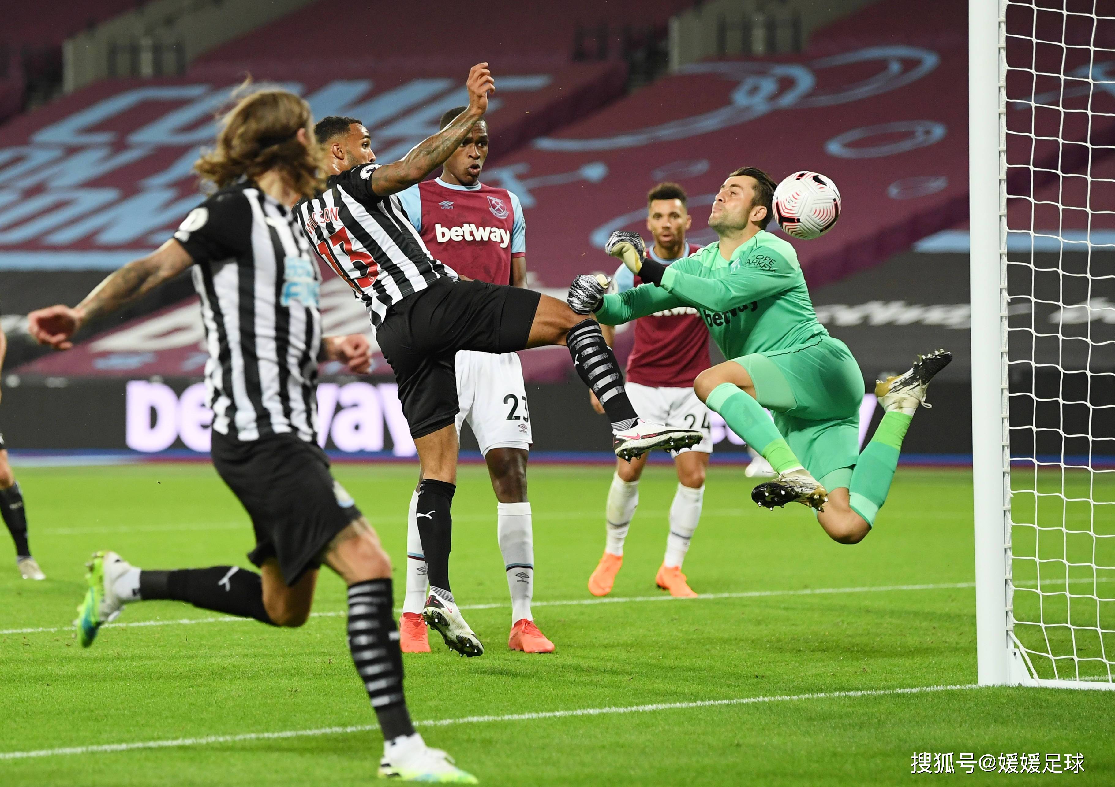 开云平台-精彩足球比赛火爆开赛，球员实力飙升